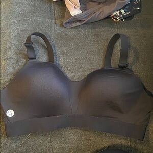 Black Wireless Bra